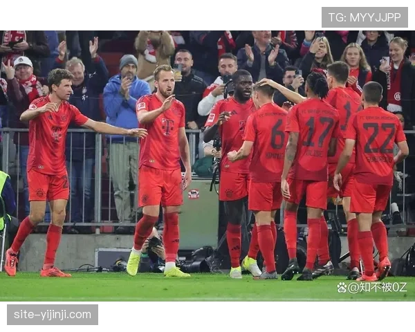 德甲榜首大战拜仁主场六球大胜莱比锡开启卫冕征程